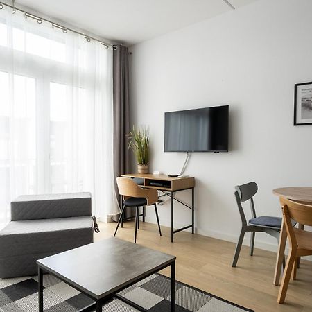 Rentplanet - Apartamenty Zarembowicza Breslavia Exterior foto