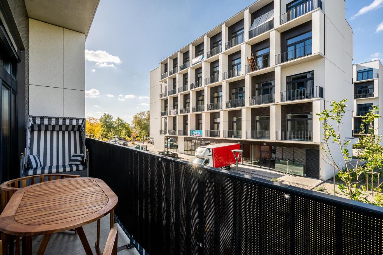 Rentplanet - Apartamenty Zarembowicza Breslavia Exterior foto