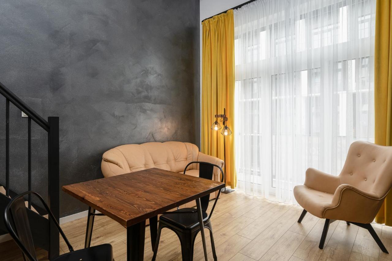 Rentplanet - Apartamenty Zarembowicza Breslavia Exterior foto