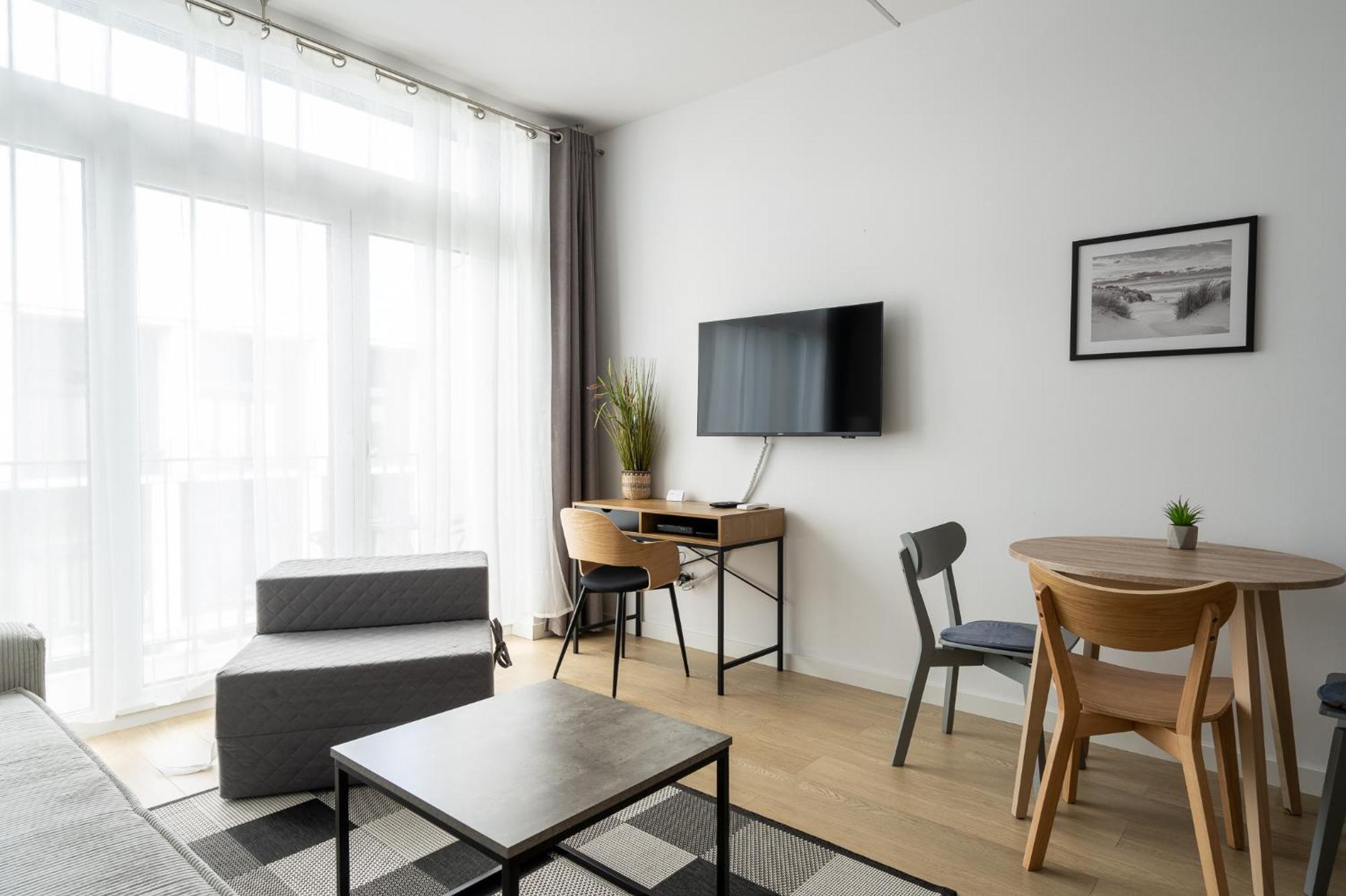 Rentplanet - Apartamenty Zarembowicza Breslavia Exterior foto